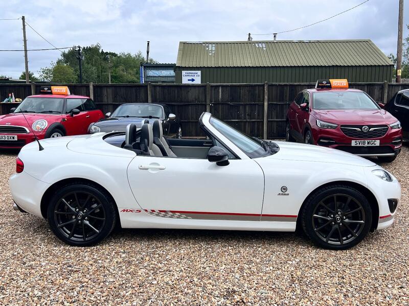 MAZDA MX-5 2.0 i Kuro 2012