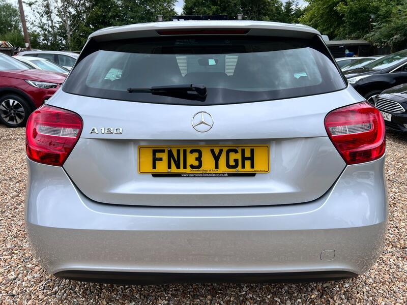 MERCEDES-BENZ A CLASS 1.6 A180 BlueEfficiency SE 2013