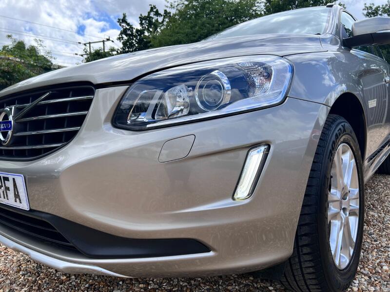 VOLVO XC60 2.0 D4 SE Lux 2013