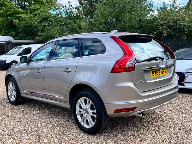 VOLVO XC60 2.0 D4 SE Lux 2013