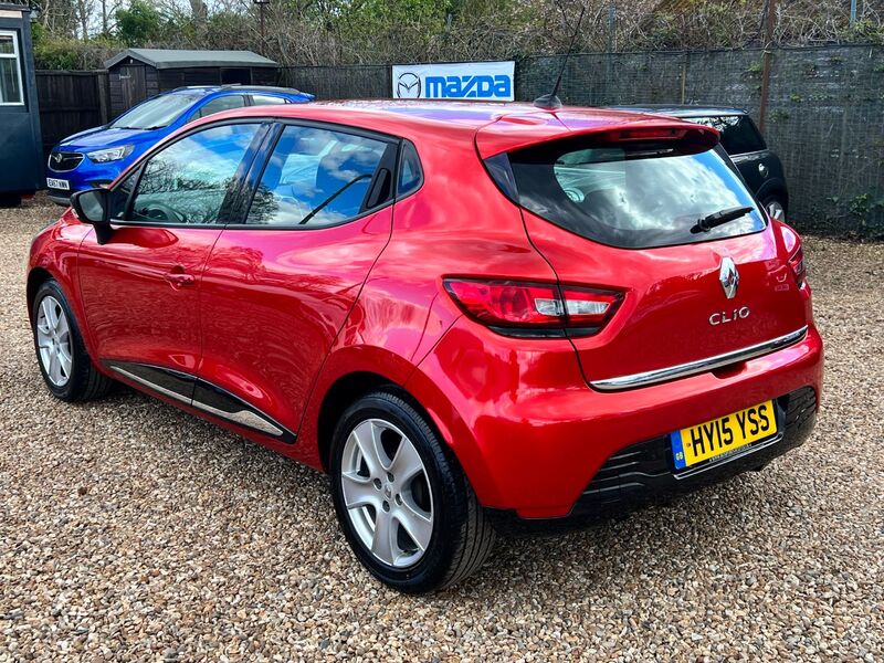 RENAULT CLIO 1.2 16V Dynamique  * SAT NAV + BTOOTH * 2015