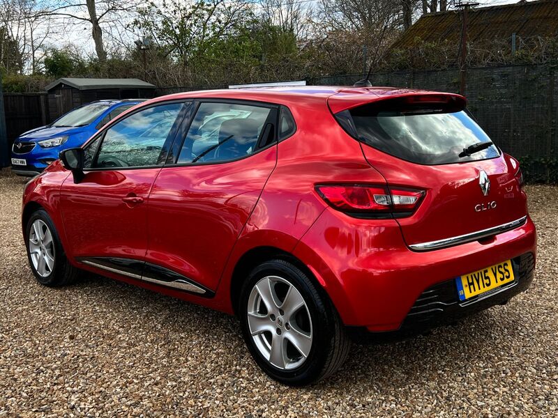 RENAULT CLIO 1.2 16V Dynamique  * SAT NAV + BTOOTH * 2015