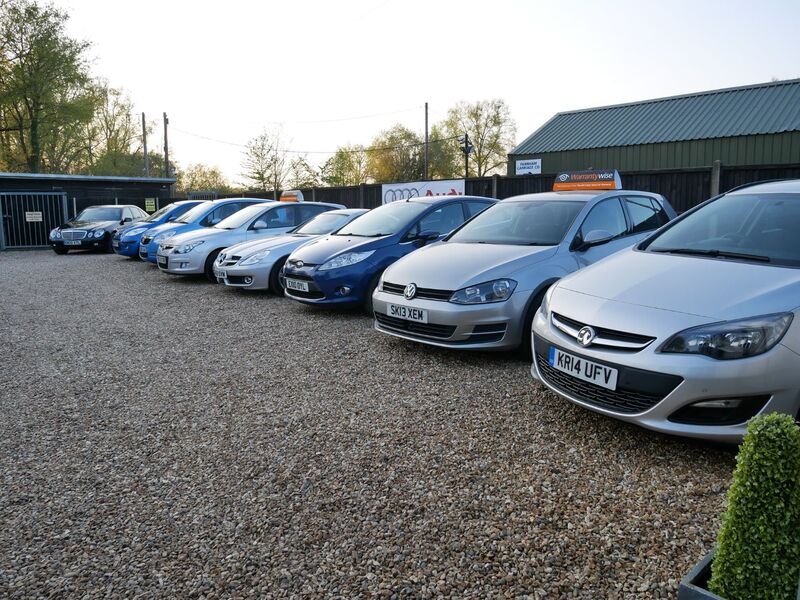 PEUGEOT 208 1.2 VTi Access+  * NOW SOLD * 2013