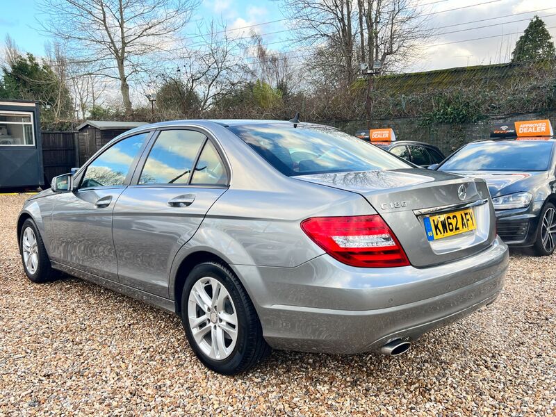 MERCEDES-BENZ C CLASS C180 BlueEfficiency Executive SE G-Tronic+ 2013