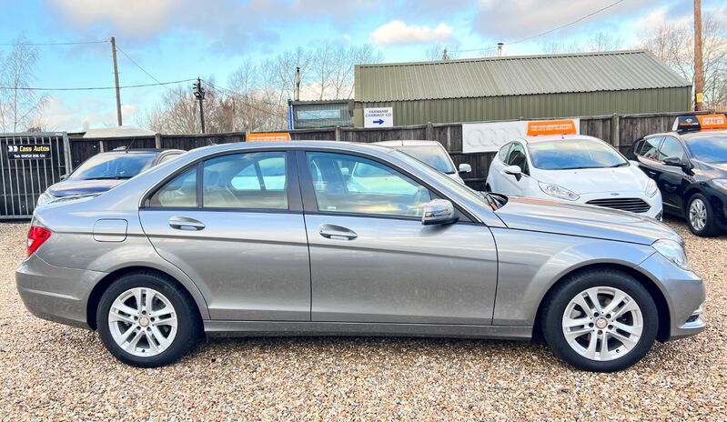 MERCEDES-BENZ C CLASS C180 BlueEfficiency Executive SE G-Tronic+ 2013