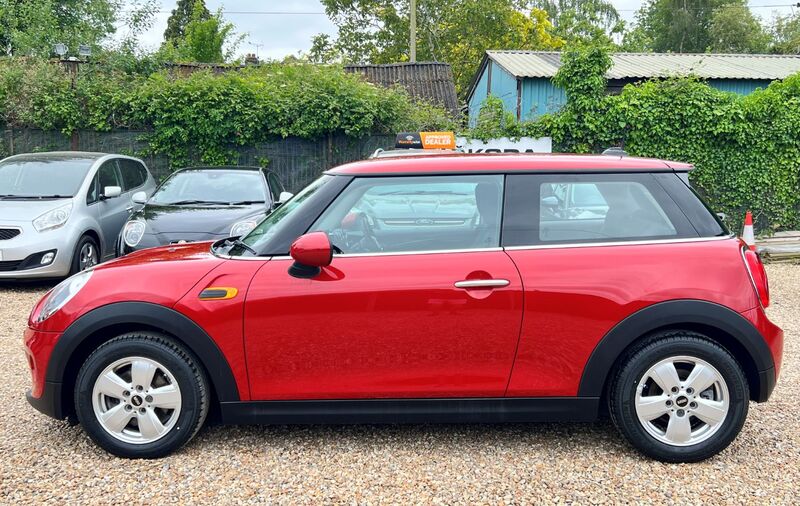 MINI HATCH ONE 1.2   * NOW SOLD * 2015